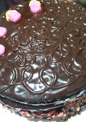 صورة لوصفة كيكة بنكهة الفراولة 🍓