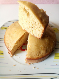 A picture of Simple sponge cake.