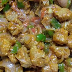 A picture of Soya chunks.