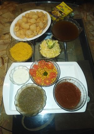 A picture of Gol Gappy.
