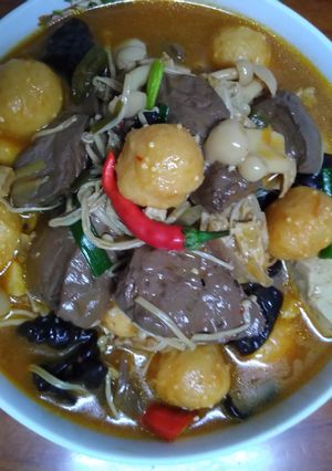 黃金魚蛋鴨血煲 的食譜成品照片