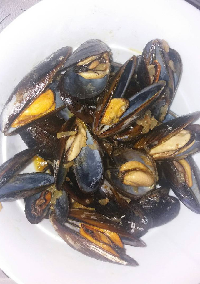 Una foto de Mejillones picantes muy fácil