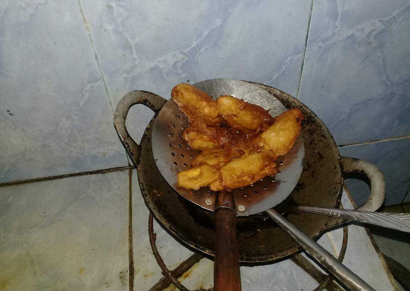 Pisang goreng kopi klothok (Jogja)