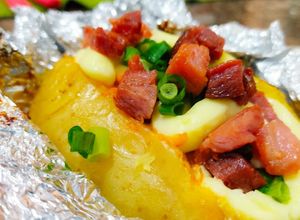 Foto de Batata assada / batata recheada