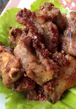 Hình của món Sườn non chiên nước mắm.