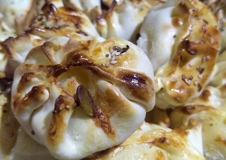 Knishes de calabaza y pollo