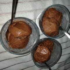 A picture of Beetroot and Date icecream.