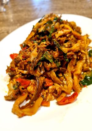 Foto resep Ikan kembung suwir jamur 😁