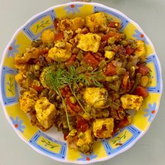 A picture of Vegetable Jalfrezi.