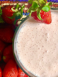 A picture of Strawberry 🍓 coconut 🥥 smoothie.