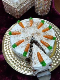 صورة لوصفة كيكة الجزر والجوز