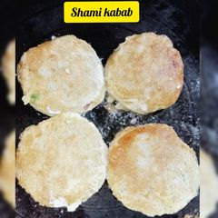 A picture of Shami kabab.