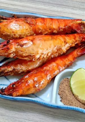 Hình của món Tôm lóng nướng muối tôm.