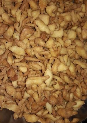 নিমকি (nimki recipe in bengali) রেসিপির প্রধান ছবি