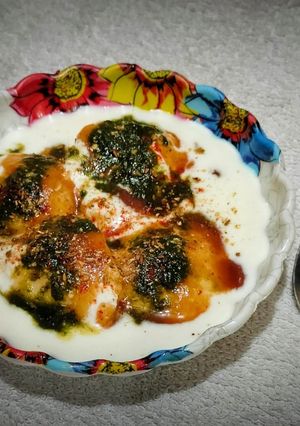 A picture of Dahi vada.