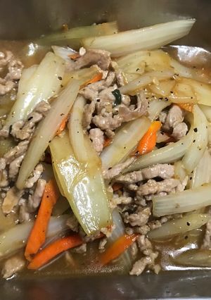 洋蔥炒肉絲 的食譜成品照片