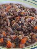 Porotos mung con quinoa tricolor