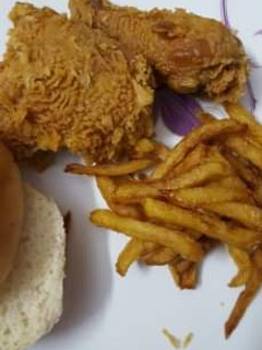 A picture of Chicken Broast.