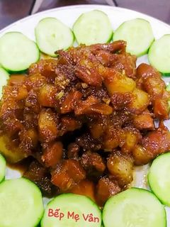 Hình của món Thịt kho mắm ruốc.