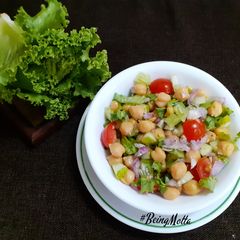 A picture of Mediterranean Chickpeas Salad.