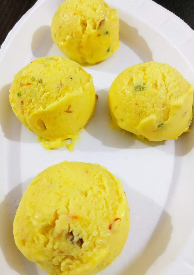 केसर आइस क्रीम (Kesar IceCream recipe in hindi) रेसिपी मुख्य फोटो