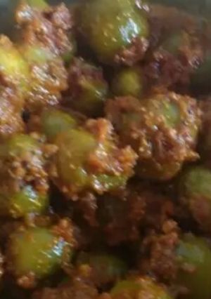 ભરેલા ગુંદા નું શાક (Bharela Gunda Shak Recipe In Gujarati) રેસીપી મુખ્ય ફોટો