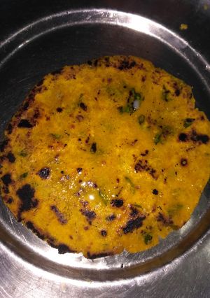 A picture of Makki ki roti.