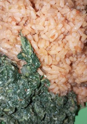 A picture of Jollof rice.
