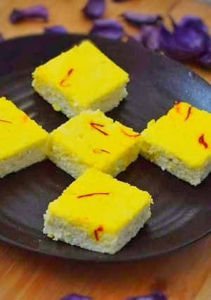 ভাপা সন্দেশ রেসিপির প্রধান ছবি