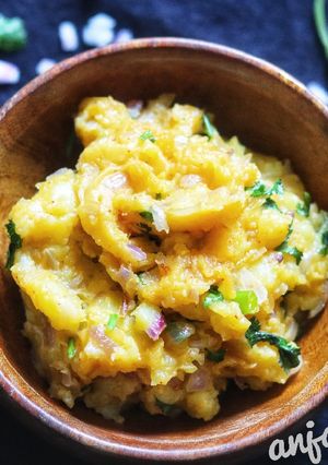 A picture of Aloo chokha.