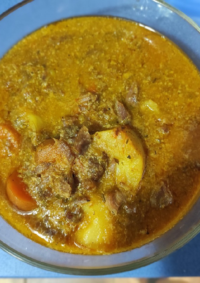 Una foto de Cabeza de lomo y verduras en crockpot