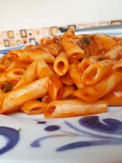 Una foto de Macarrones con verduras