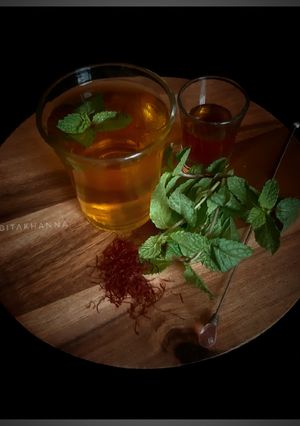 A picture of Al Zaeafran Nana Shai / Arabic style Saffron Mint Tea.