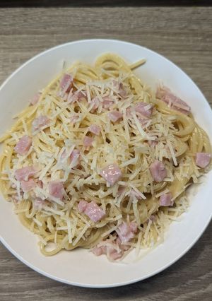 A picture of Spaghetti Carbonara.