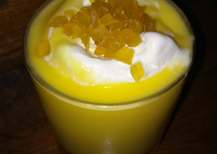 #mango  shake with ice-cream