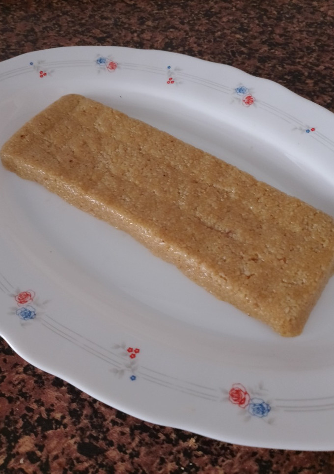 Una foto de Turrón de Almendra