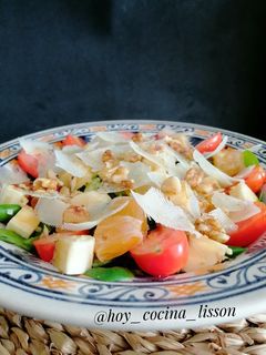 Una foto de Ensalada de canónigos