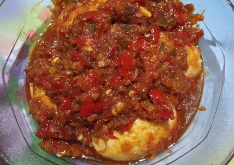 Cara Gampang Menyiapkan Telur bulat sambal terasi luberr😊, Menggugah Selera