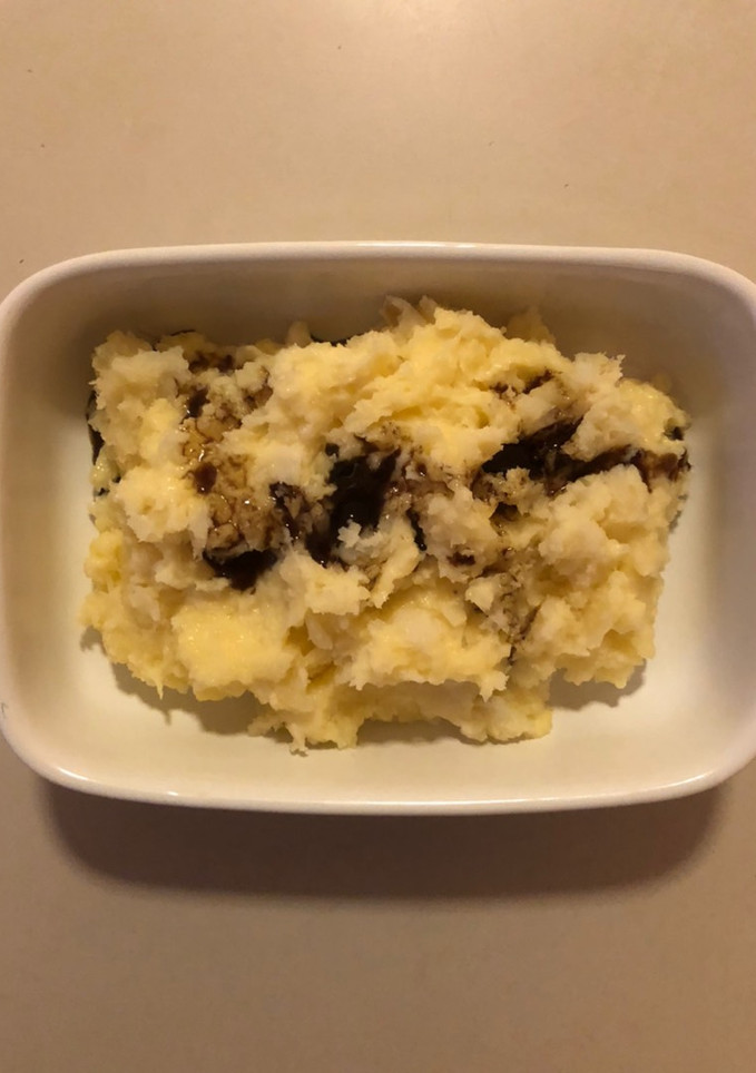 A picture of Parsnip Mash with Pumpkin Seed Oil.