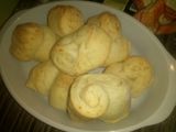 Cuernitos de queso