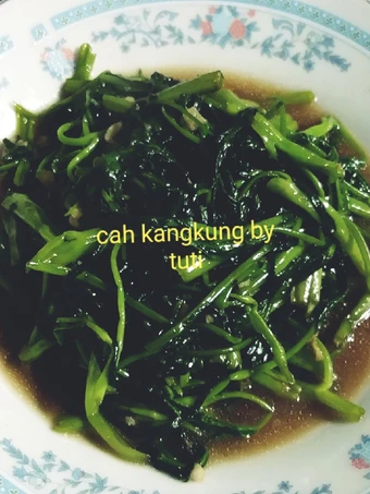 Langkah Mudah untuk Menyiapkan Resep Cah kangkung saos tiram yang Bisa Manjain Lidah Anti Ribet, Bikin Ngiler
