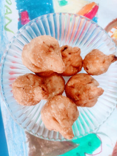 મોદક (Modak Recipe In Gujarati) રેસીપી મુખ્ય ફોટો