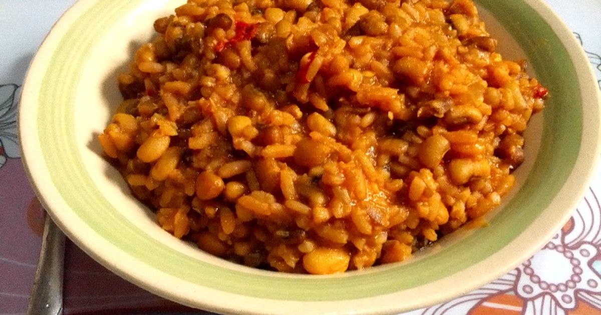 Scotch Bonnet Jollof Rice And Beans Recipe by Ifeoma Obianagha - Cookpad