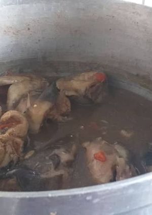 A picture of Chicken peppersoup.