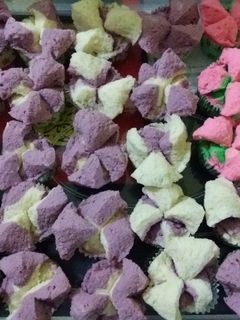 Foto resep Bolu kukus warna warni