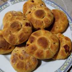 A picture of Panini con pomodori secchi.