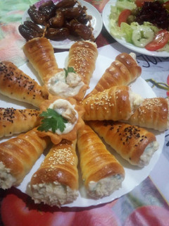 صورة لوصفة كورني بكريمة الجبن و الدجاج
