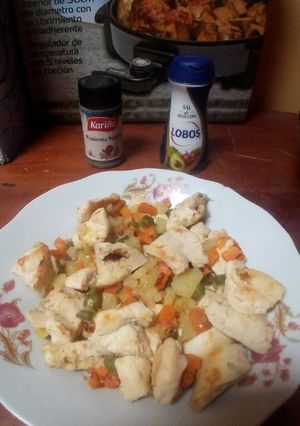 Una foto de Saltado de pollo light