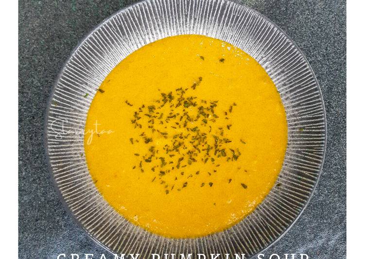 Langkah Mudah untuk Menyiapkan Creamy Pumpkin Soup Anti Gagal