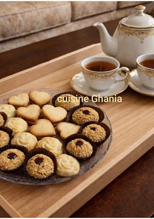 صورة لوصفة ثلاثة أنواع حلوى بعجينة واحدة